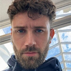 Meet your Posher, Vincent